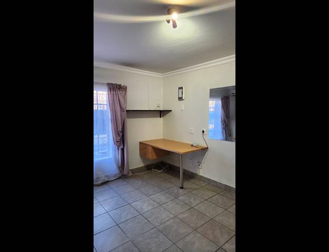 1 BEDROOM APARTMENT FOR SALE IN RIETFONTEIN